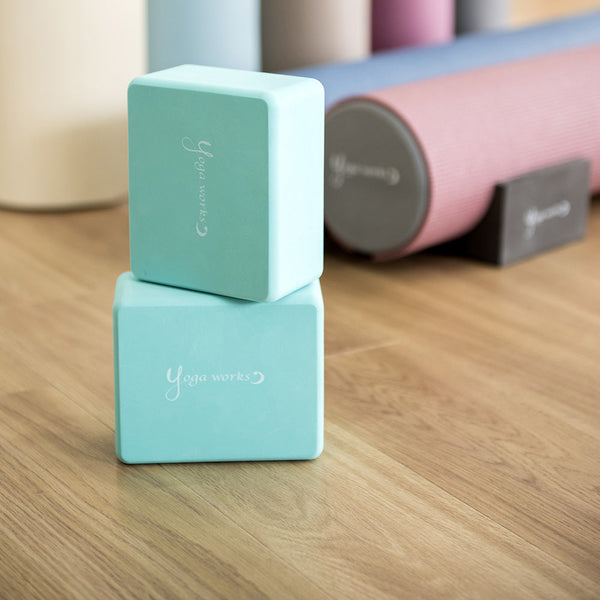 小さな味方「ヨガブロックmini」との出会いで、ヨガがもっと好きになる。